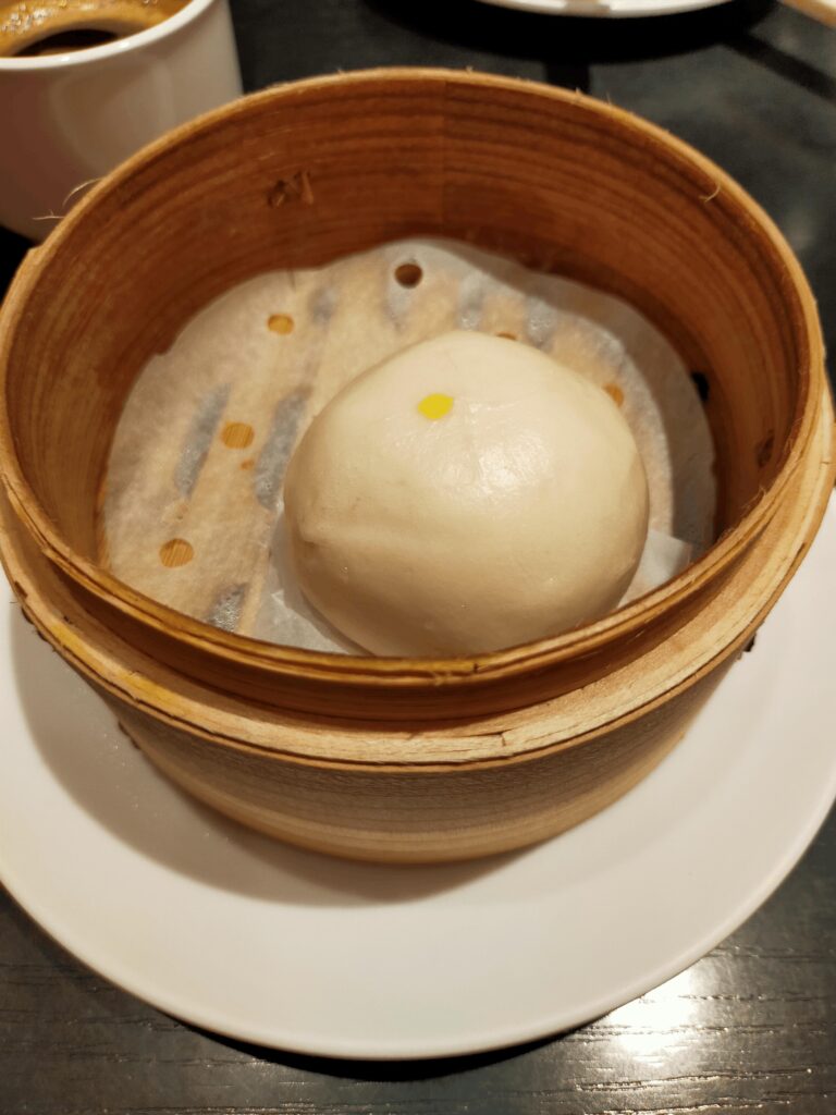 香港蒸龍-カスタード饅頭